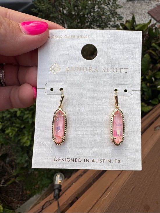 Kendra Scott Jewelry - Kendra Scott - Eva Drop Earrings - Light Peach Illus Peach